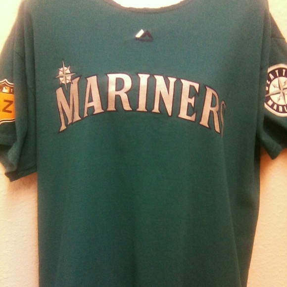 MLB Seattle Mariner's Women's Large Top - Picture 8 of 8